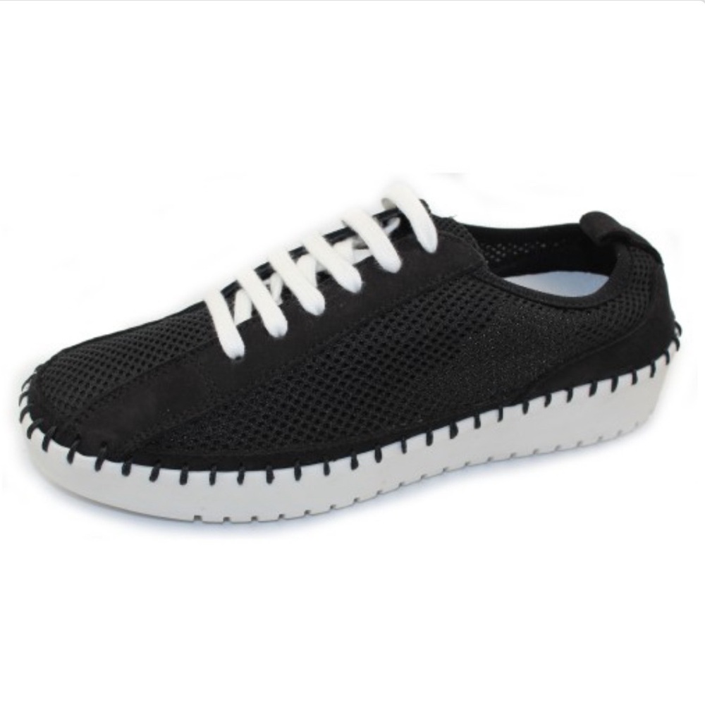 🆕 NWOB Eric Michael Women's Beatrice In Black Mesh/Nubuck in Size 39